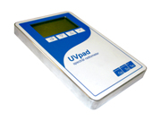 携帯型・メモリ内蔵で単体での測定に対応・200-440nm／UVパッド・紫外線分光放射計