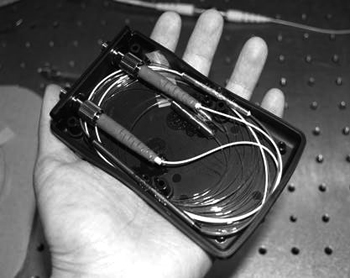 低価格フェムト秒レーザー